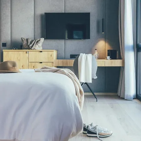 - Boutique Szálloda 4*