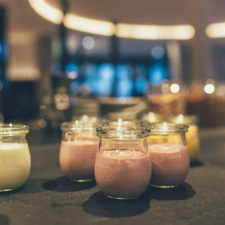 - Boutique Szálloda