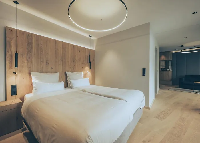 - Boutique 호텔 4*