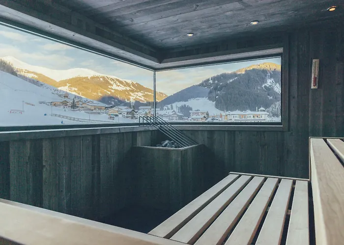 - Boutique 4* 겔로스