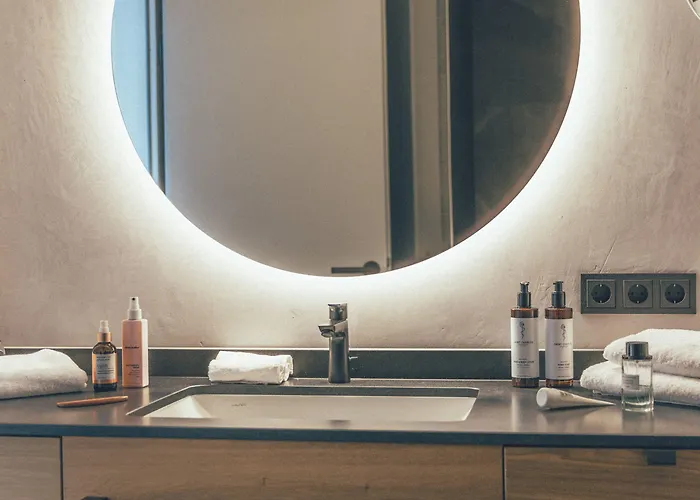 - Boutique 호텔 겔로스