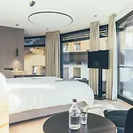 - Boutique Otel